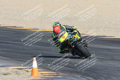 media/Dec-05-2024-Racers Edge (Thu) [[e102e0690b]]/3-B Group/Session 1 Turn 8 Backside/